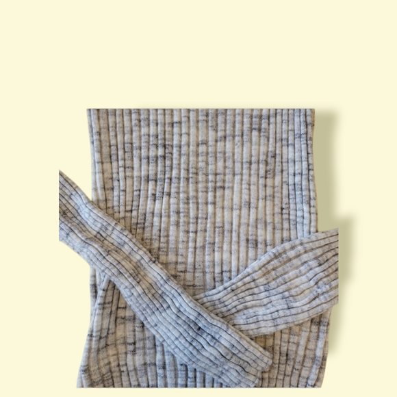 Long Sleeve Tee - Picture 3 of 4